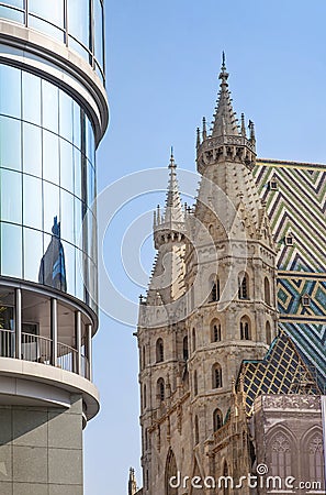 St Stephens Cathedral and Haas Haus Vienna Stock Photo