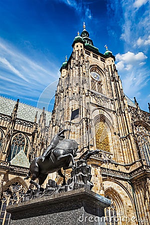 St. Vitus Cathedral and Saint George statue, Prague Stock Photo