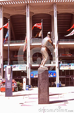 Stan Musial Statue at Old Busch Stadium, St. Louis, MO Editorial Stock Photo