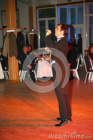 The statement by the master of art whistle singer Alexander Brahmin on the stage of the country club Giving Editorial Stock Photo