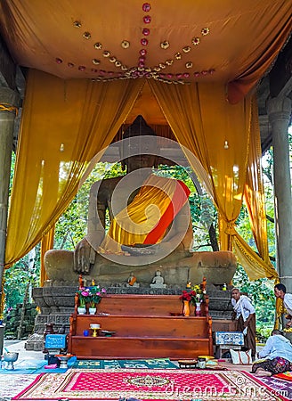 Statue at Bayon, the most notable temple at Angkor Thom, Cambodia Stock Photo