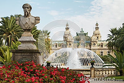 Statue in front of the Grand Casino in Monte Carlo, Monaco Stock Photo