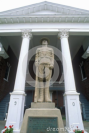 Statue in front of Petersburg Courthouse on US Route 55, Petersburg, VA Stock Photo