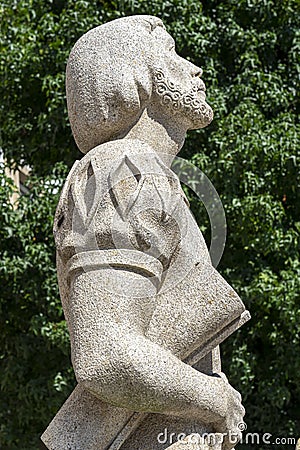 statue in honor of Pero da CovilhÃ£, who traveled by Vasco da Gama in India. Stock Photo