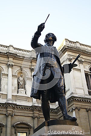 Statue of Joshua Reynolds, Burlington House, London, England Stock Photo