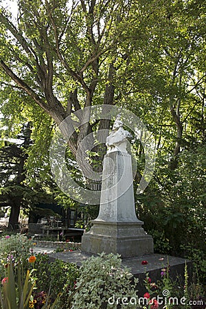 Statue in the park in Avignon. Paul Sain born 5 December 1853, Avignon - died 6 March 1908, Avignon - French painter associated Stock Photo