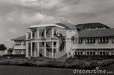 The statue of President Kwame Nkrumah in front of Parliament House in Accra, Ghana c.1960 Editorial Stock Photo