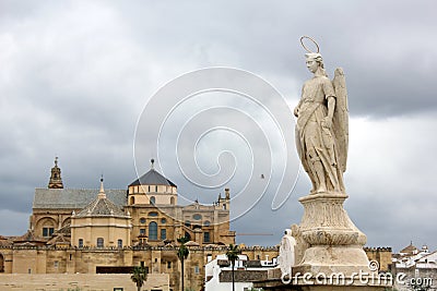 Statue of San Rafael in the Roman bridge Stock Photo