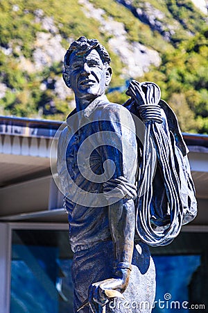 Statue of Sir Edmund Hillary Editorial Stock Photo