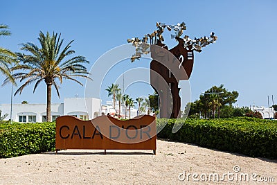 Stella at the entrance to the Cala D'or city Editorial Stock Photo