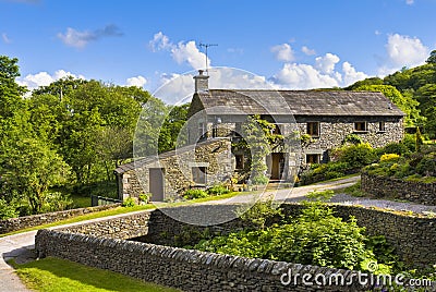 Stone House set in Countryside Stock Photo