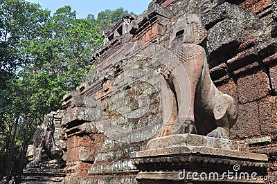 Stone lions at Phimeanakas temple ,Cambodia Stock Photo