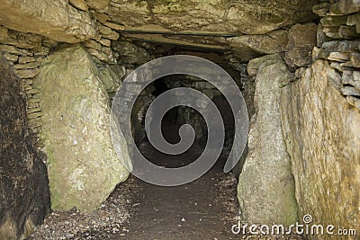 Stoney Littleton 3,500 BC | Long Barrow inside Stock Photo