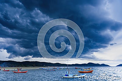 Storm is coming, Rain clouds before the storm in tropical sea la Stock Photo