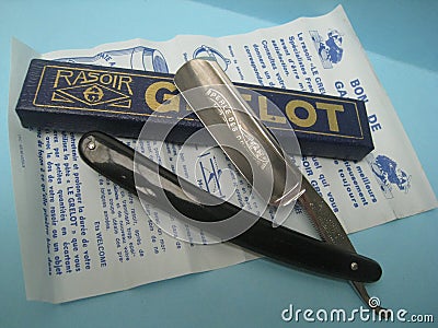 Straight razor vintage rasoir coupe chou grelot thiers Editorial Stock Photo