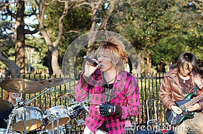 Street performance in Tokyo Editorial Stock Photo