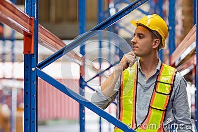 STRUCTURAL ENGINEER assess strength of metal steel structures working in construction site Stock Photo