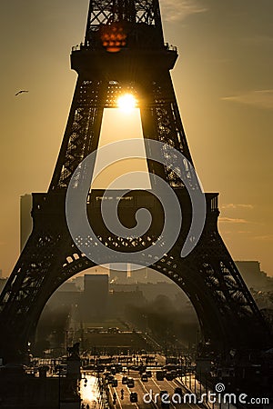 Sun rises in the Eiffel Tower Stock Photo