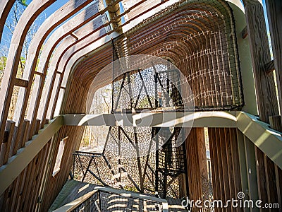 Sunny view of the Childrens Garden Treehouse in Garvan Woodland Gardens Stock Photo