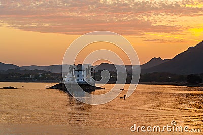 Sunset at Fateh Sagar lake in Udaipur. India Stock Photo