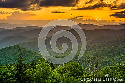 Sunset over the Appalachian Mountains from Caney Fork Overlook o Stock Photo