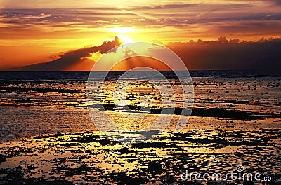 Sunset over sea, ebb, beautiful seascape, Pacific ocean Stock Photo