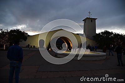 Sunset view in Napa Valley, fountain Editorial Stock Photo