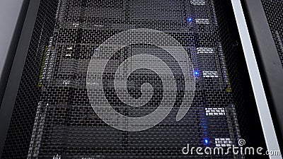 Supercomputerkamera i r?relse Bl?tt ljus f?r Datacenter kugge Stort data och informationsteknikbegrepp stock video Supercomputerkamera i r?relse Bl?tt ljus f?r Datacenter kugge Stort data och informationsteknikbegrepp stock video