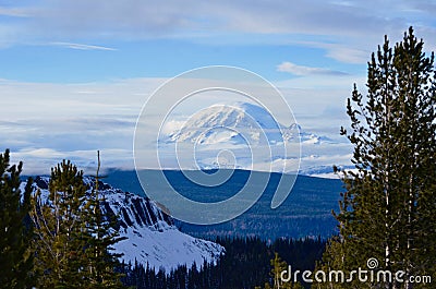 Tahoma: Mt. Rainier from Darland Mountain, Early Season Back-Country Ski Day Stock Photo