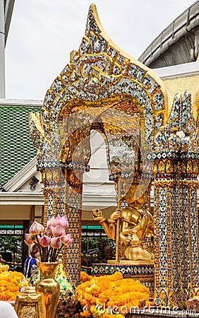 Tailand, Bankok - April 7, 2018: Thailand Bankok San Phra Phrom, Erawan Shine, 4 faces buddha, 4 faced buddha, praying Editorial Stock Photo