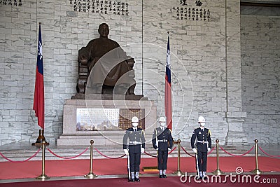 Changing of the guards ceremony against the statue of Chiang Kai-Shek in memorial hall Editorial Stock Photo