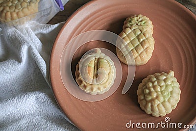 Taiwanese Pineapple Cakes, famous sweet delicious dessert food with tea Stock Photo