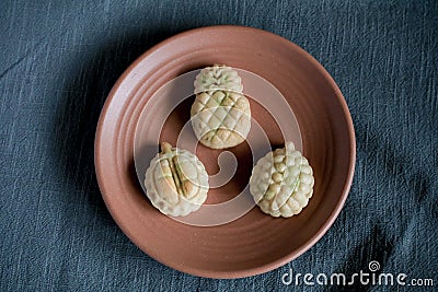 Taiwanese Pineapple Cakes, famous sweet delicious dessert food with tea Stock Photo