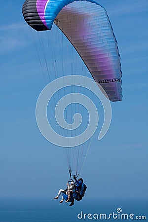 Tandem paragliders at Torrey Pines Gliderport in La Jolla Editorial Stock Photo