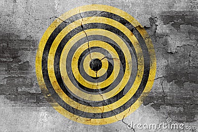 Target symbol on grunge cement wall Stock Photo
