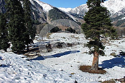 Taxi are waiting for travelers at mountain valley in Kashmir, India. Editorial Stock Photo