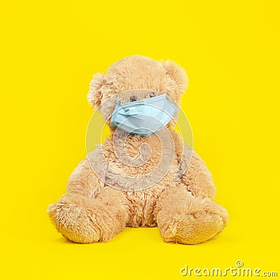 Teddy bear wear PP non-woven disposable medical face mask Stock Photo