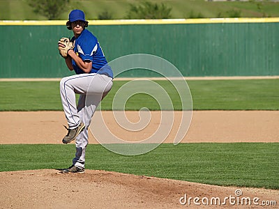 teenage baseball pitcher Stock Photo