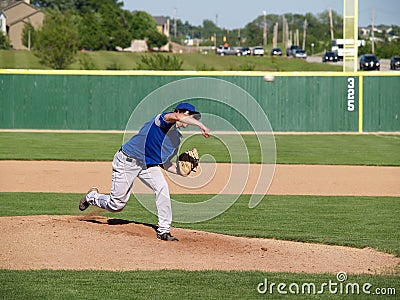 teenage baseball pitcher Stock Photo