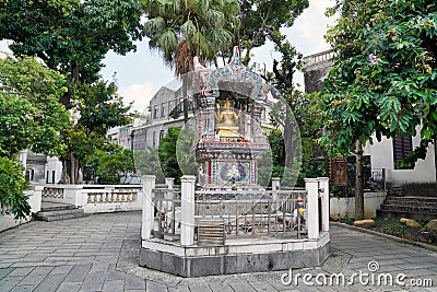 Temple of the emerald buddha in the Liwan Lake park, Guangzhou China Stock Photo