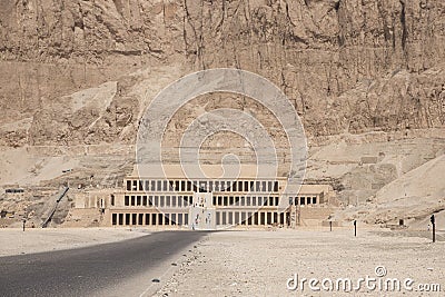 Temple of Hatshepsut, in the Deir el Bahari complex, on the west bank of the Nile River, near the Valley of the Kings Stock Photo