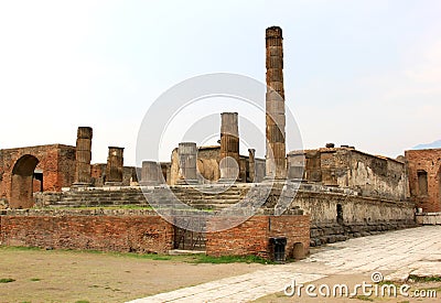 Temple of Jupiter in ancient Pompei, Foro, Italy Stock Photo