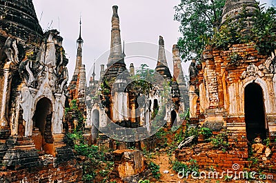Temple and Pagoda ruins of the Shwe Inn Dein. Editorial Stock Photo