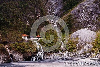 Temple, River and waterfall at Toroko Gorge, Hualien, Taiwan Stock Photo