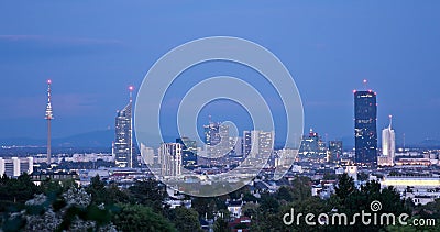 Tempo-lapso da arquitetura da cidade na noite filme Tempo-lapso da arquitetura da cidade na noite filme