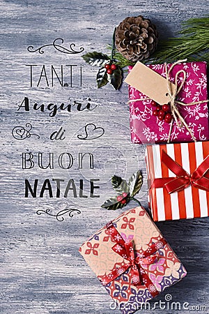 Text tanti auguri di buon natale, merry christmas in italian Stock Photo