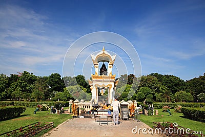 Thai people praying to black Ganesha statue Stock Photo