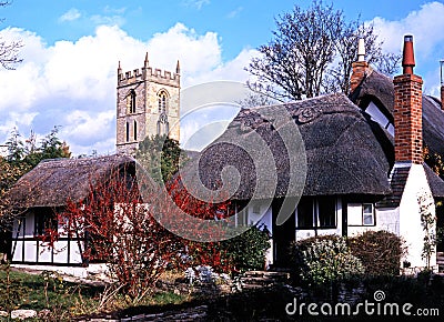 Thatched cottages and church, Welford on Avon. Stock Photo