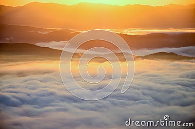 Thereâ€™s a sea of mist and golden light in the morning at Doi Samer Dao - Sri Nan National Park, Na Noi, Nan Stock Photo