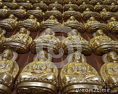 Thousands of small Buddha images in Meun Buddhasukkhavadi Hall Stock Photo